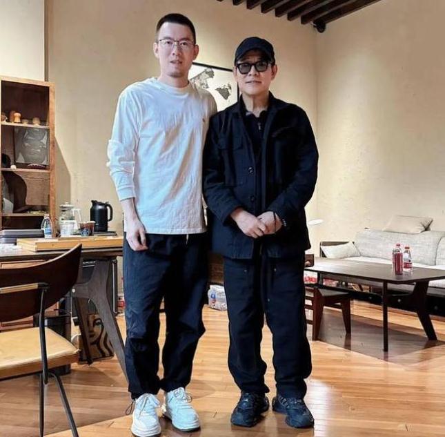 网友偶遇62岁李连杰 直呼不敢认