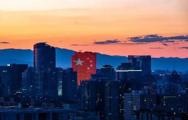 245%关税遭吐槽：再加5%才像特朗普 虚张声势黔驴技穷
