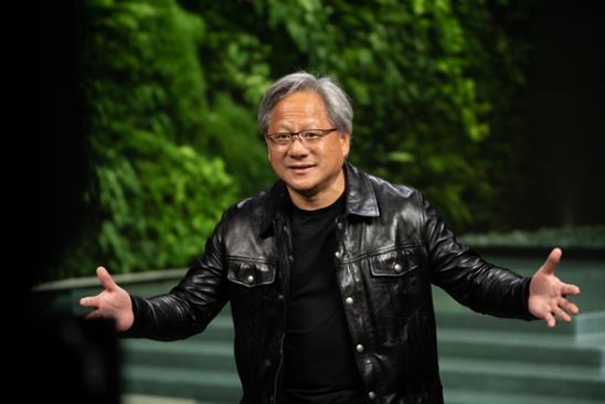 黄仁勋紧急来华谈什么