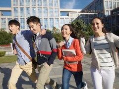 哈佛中国学者:很高兴此时离开美国 法律人士：哈佛起诉有较大可能成功申请禁止令！（图）