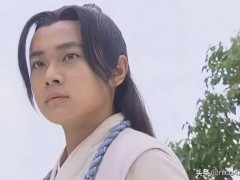37岁曹骏翻红 童年白月光杀回来了 直接登上了杂志封面！