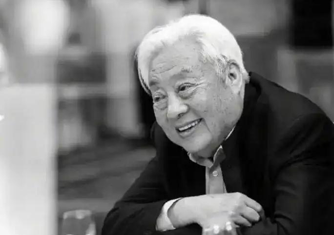 闫妮悼念朱龙广 曾在武林外传演父女