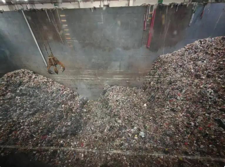 中国的垃圾真的不够烧了吗