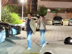 袁咏仪张智霖儿子寸头近照 这是什么情况？