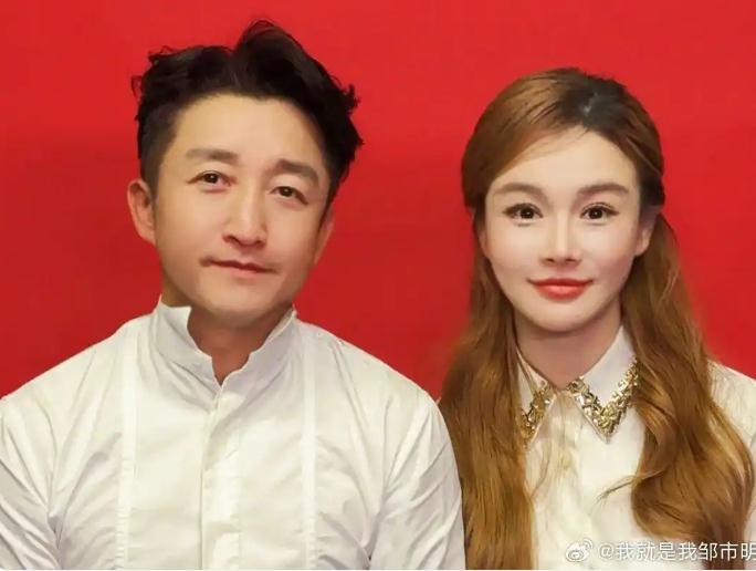 冉莹颖自曝未婚先孕