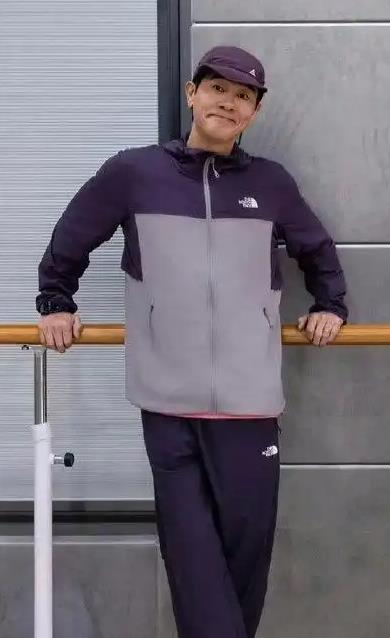 59岁陈小春称不敢退休