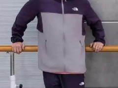 59岁陈小春称不敢退休，年入千万也难“躺平”