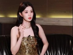 王楚然自曝近视700多度,不戴眼镜只能分辨男女，常被误会耍大牌