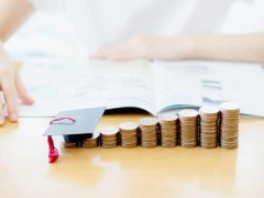 大学生一个月给多少生活费合适 别再乱给了！