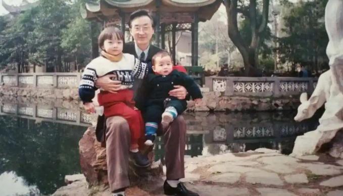 百万粉丝博主&ldquo;康康爷爷&rdquo;去世