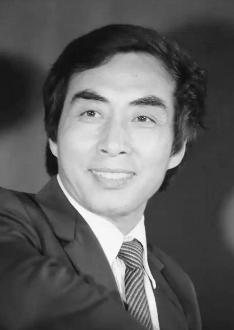 小七龄童告别仪式举行 六小龄童悼念