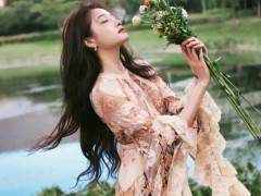 关晓彤出道25年归来才29岁，4岁入行，如今用角色撕掉"国民闺女"标签