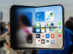 客服回应iPhone Duo不支持微信双开 最贵折叠屏的致命短板!