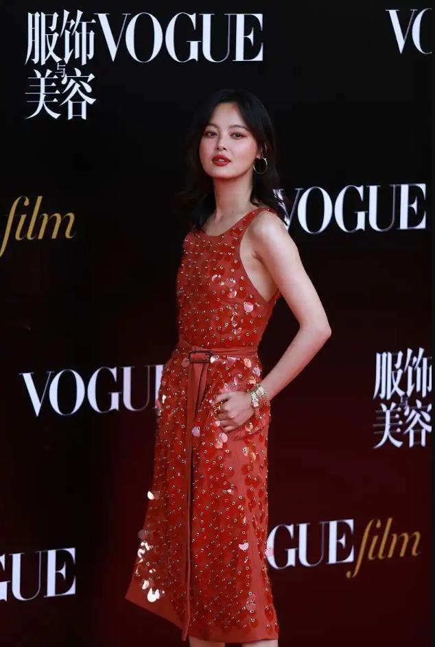 辛芷蕾掉提金鸡奖