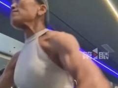 62岁女子坚持健身5年多，这是什么情况？