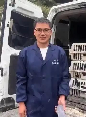 养鸡博主为小小徐婚礼送100只老母鸡